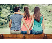 Est-ce qu'il en aime une autre ? 5 signes qui ne trompent pas...