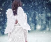 O anjo da guarda <i>Hahasiah</i>, a mão que cura