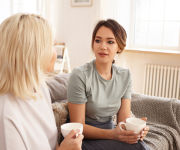 Faut-il régler ses comptes avec ses parents à l'âge adulte ?