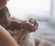 Accouchement traumatisant : l'importance d'en parler