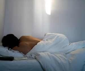 Risvegli notturni: 5 cose da fare per riaddormentarsi facilmente in piena notte