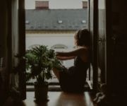 7 conseils pour chasser les idées noires, du balai ! 🧹