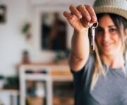 4 signos del zodiaco que comprarán su primera casa en 2026