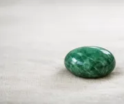 Pierre de Jade : origines et vertus, découvrez ses pouvoirs !