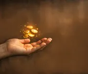 Significado da comichão na mão esquerda: símbolo de dinheiro?