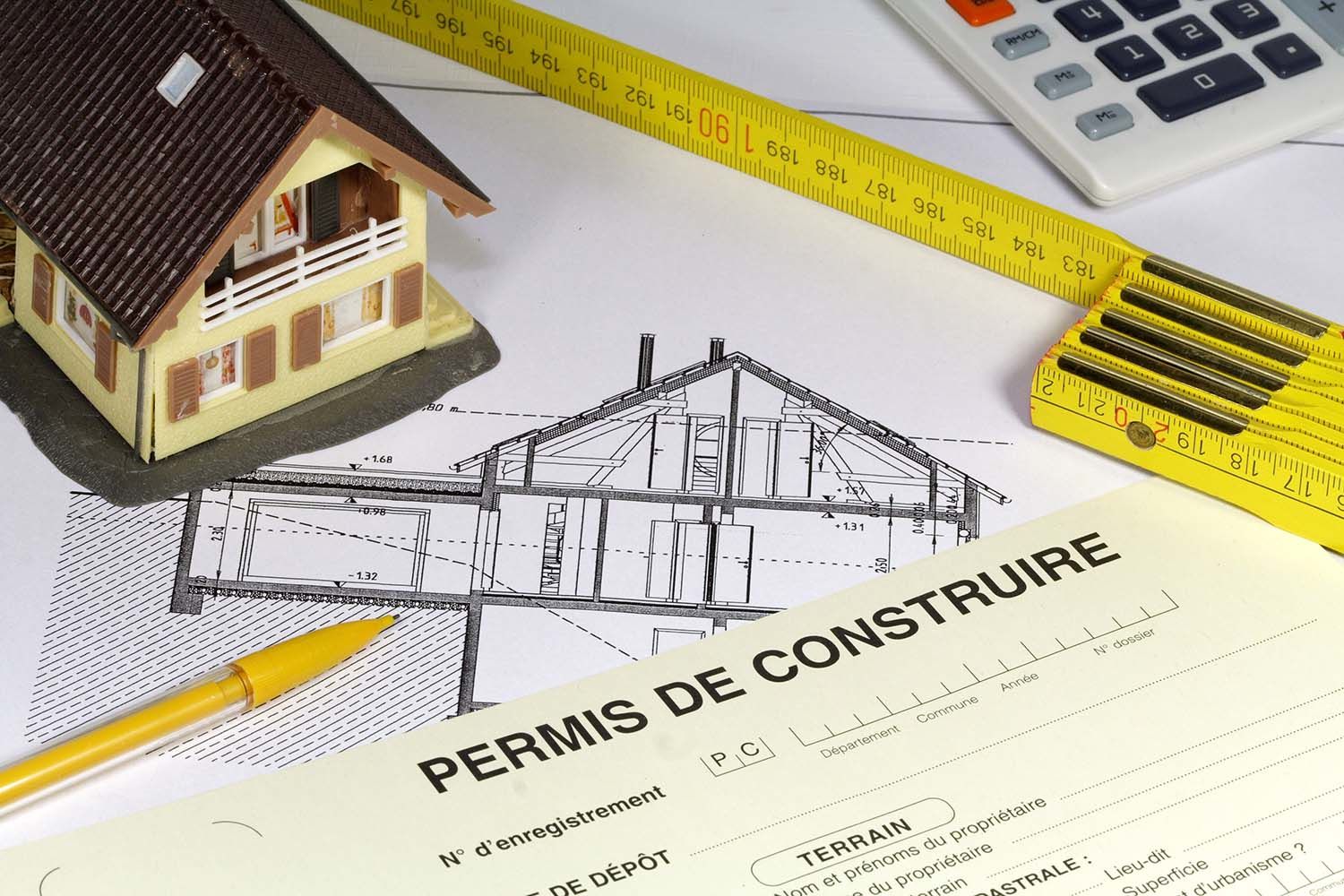 Permis de construire : les examens reprendront fin mai