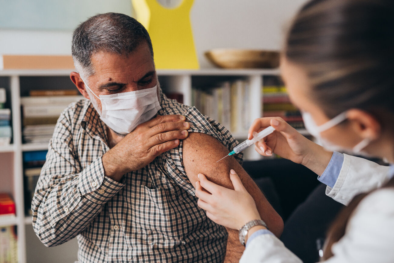 Obligation vaccinale : une nouvelle version du guide de l'OPPBTP