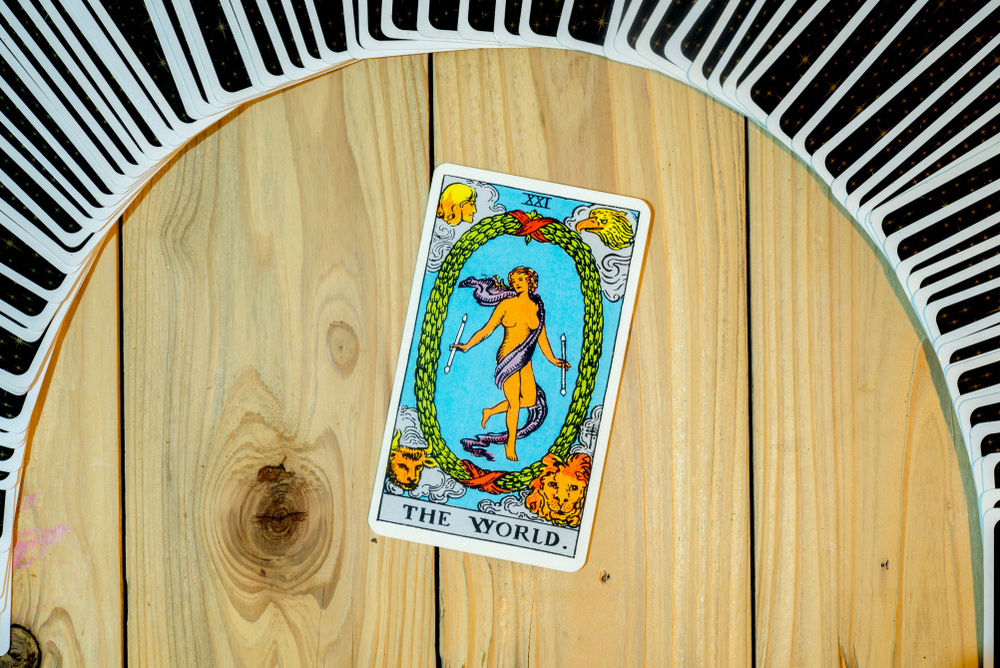 Tarot card - The world