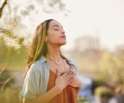 Sophrologie : comment peut-elle aider ? Quels sont ses bienfaits ?